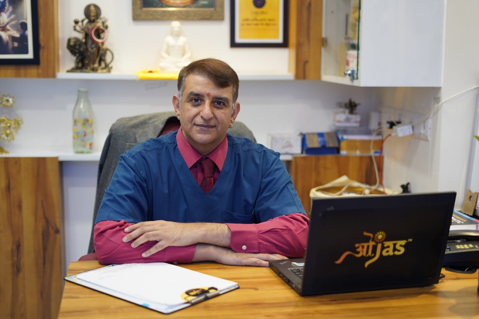 Ojas Dental Clinic expert available for consultation